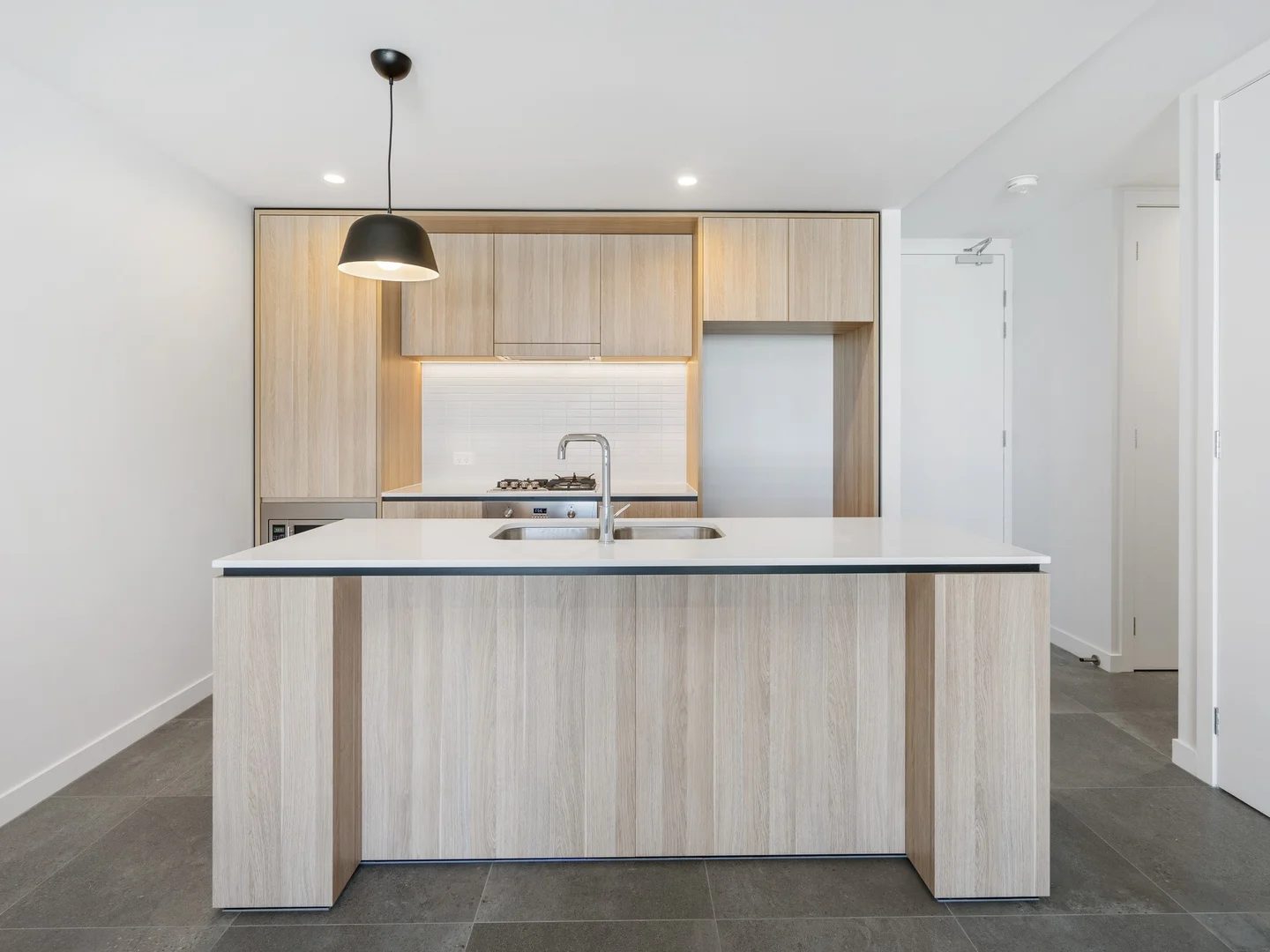 Additional image 2 of 305/186 Clarence Rd, Indooroopilly QLD 4068