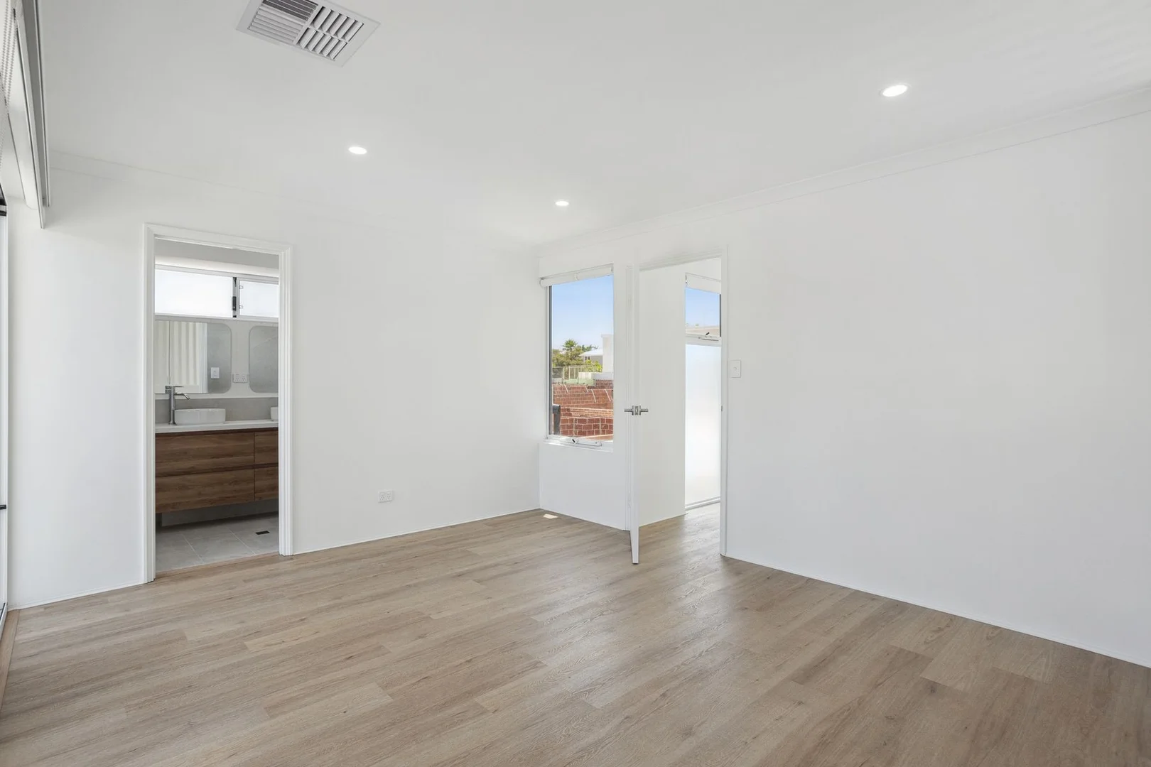 Additional image 3 of 71A Cook Avenue, Hillarys WA 6025