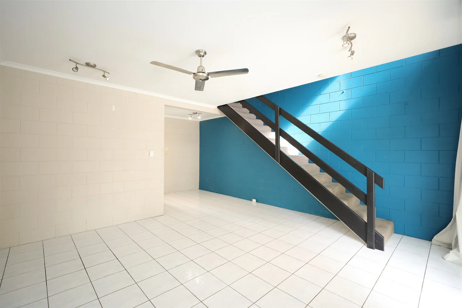 Additional image 3 of 4/18 Robert Road, Bentley Park QLD 4869
