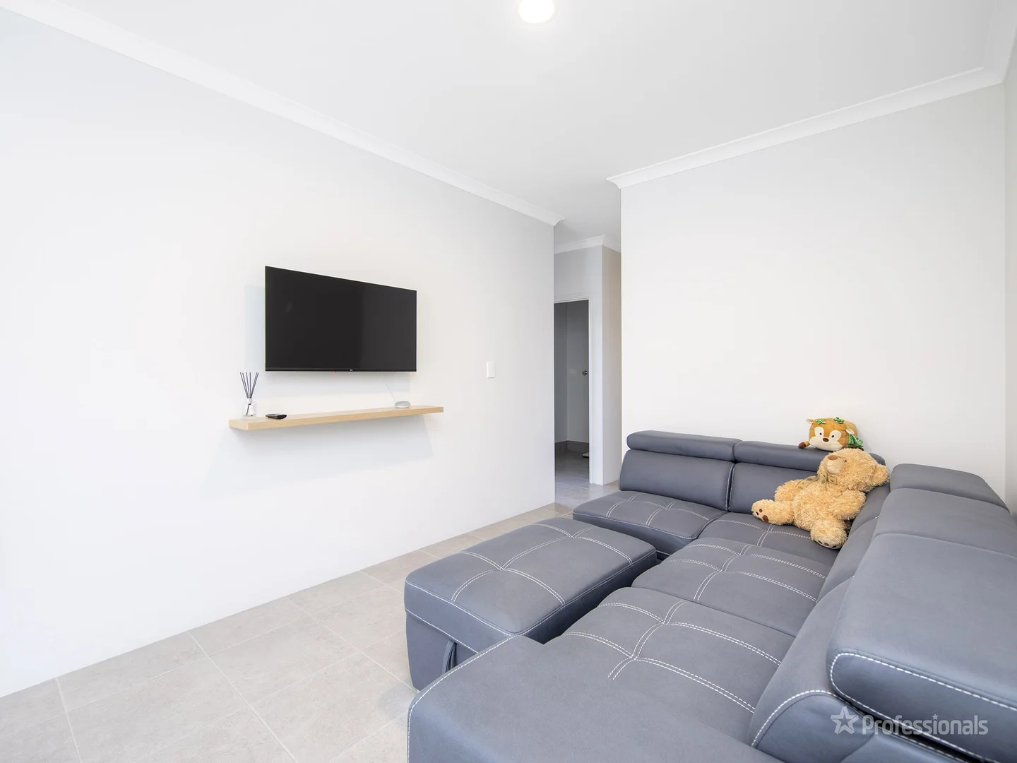 Additional image 9 of 110 Woollcott Avenue, Brabham WA 6055