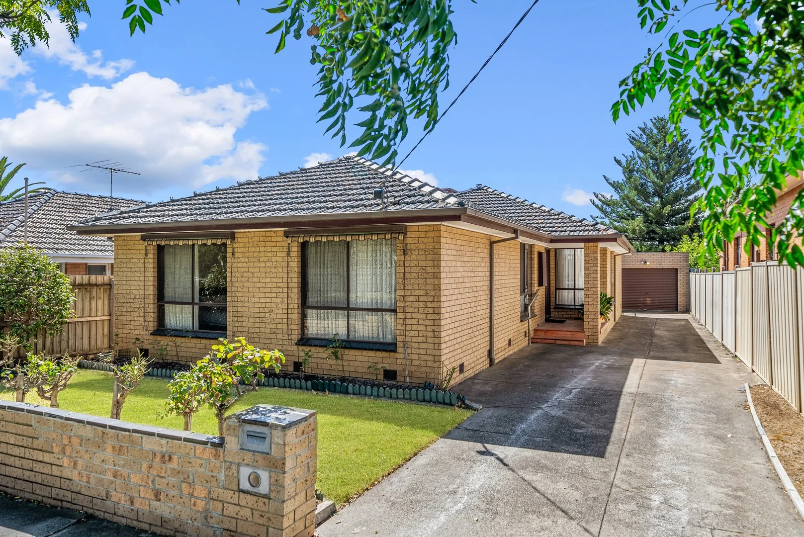54 Fitzgerald Rd, Essendon VIC 3040