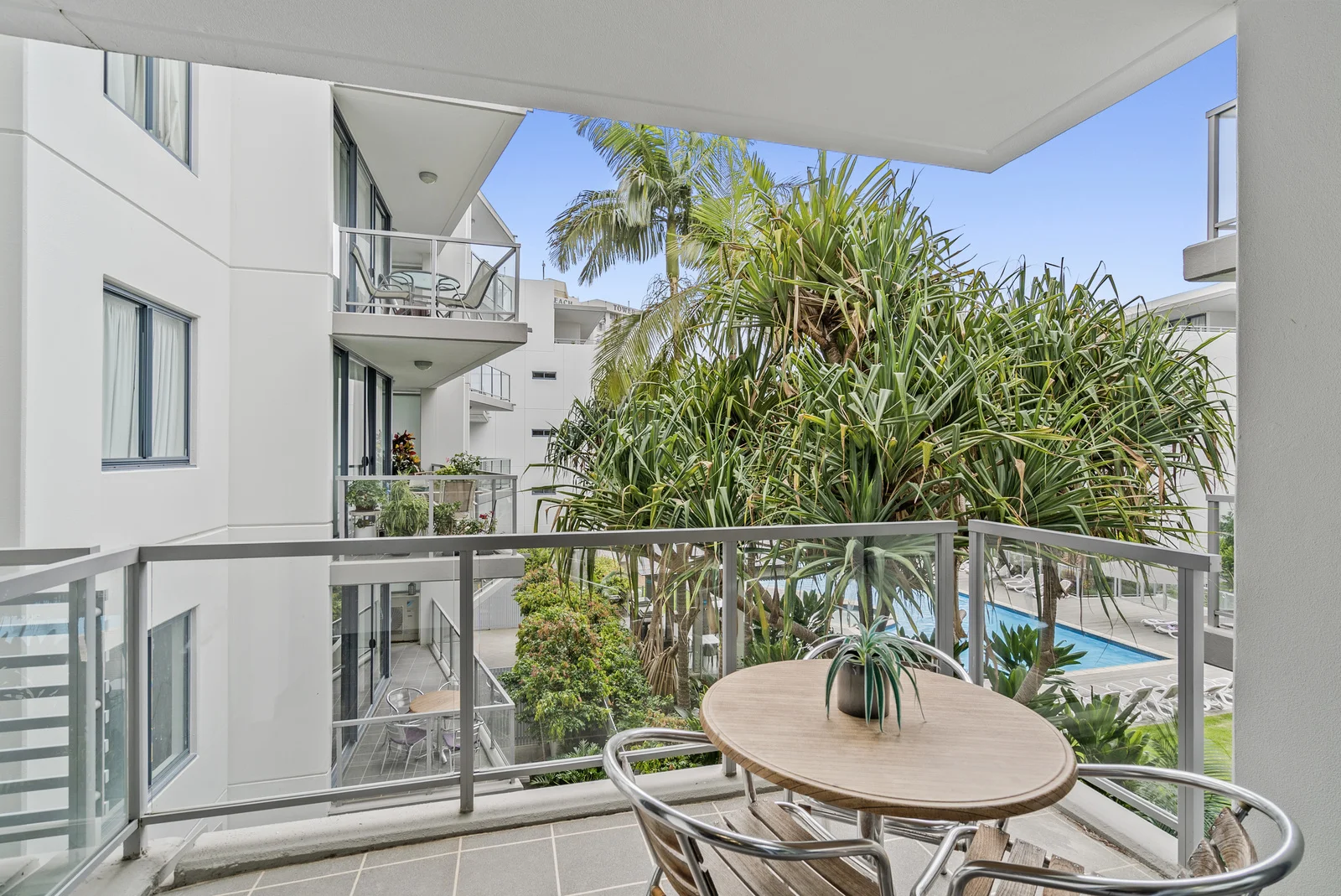 1078/1 Ocean Street, Burleigh Heads QLD 4220