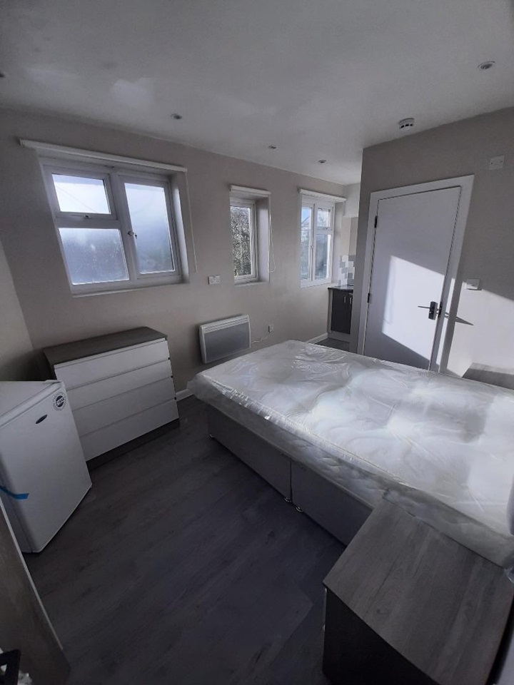 Studio Flat, Rose Hill, OX4, N1 7GU