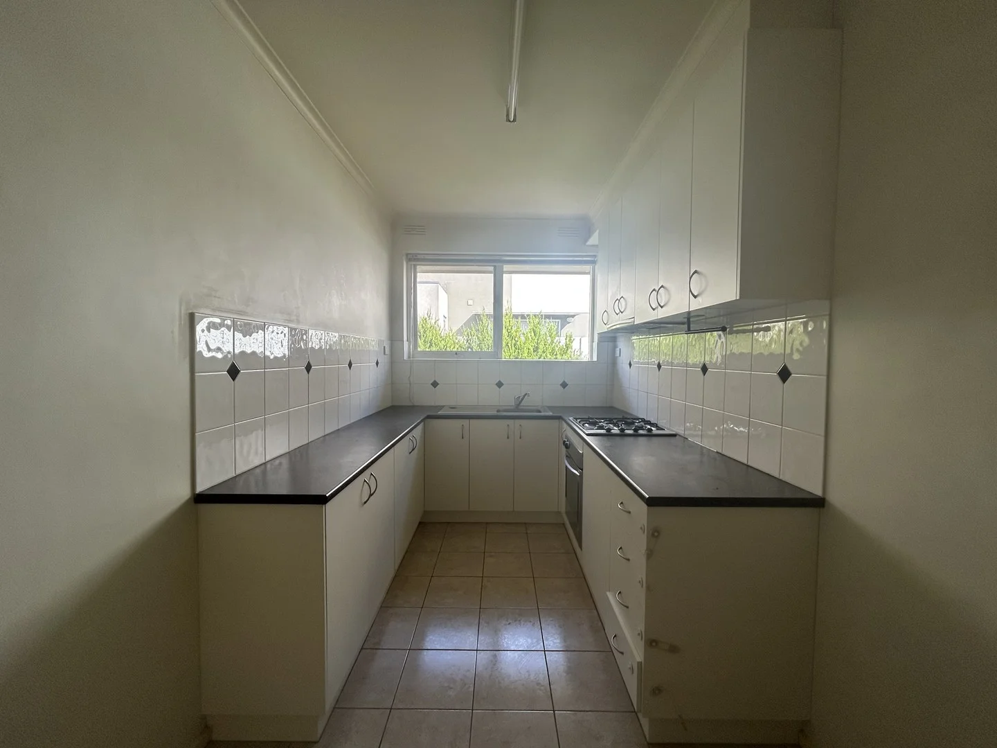 9/11 Truganini Road, Carnegie VIC 3163