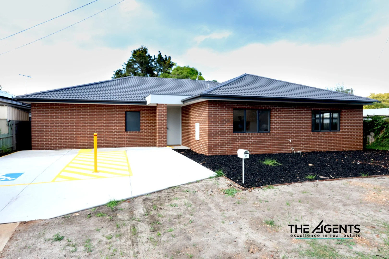 8 Loddon Court, Werribee VIC 3030