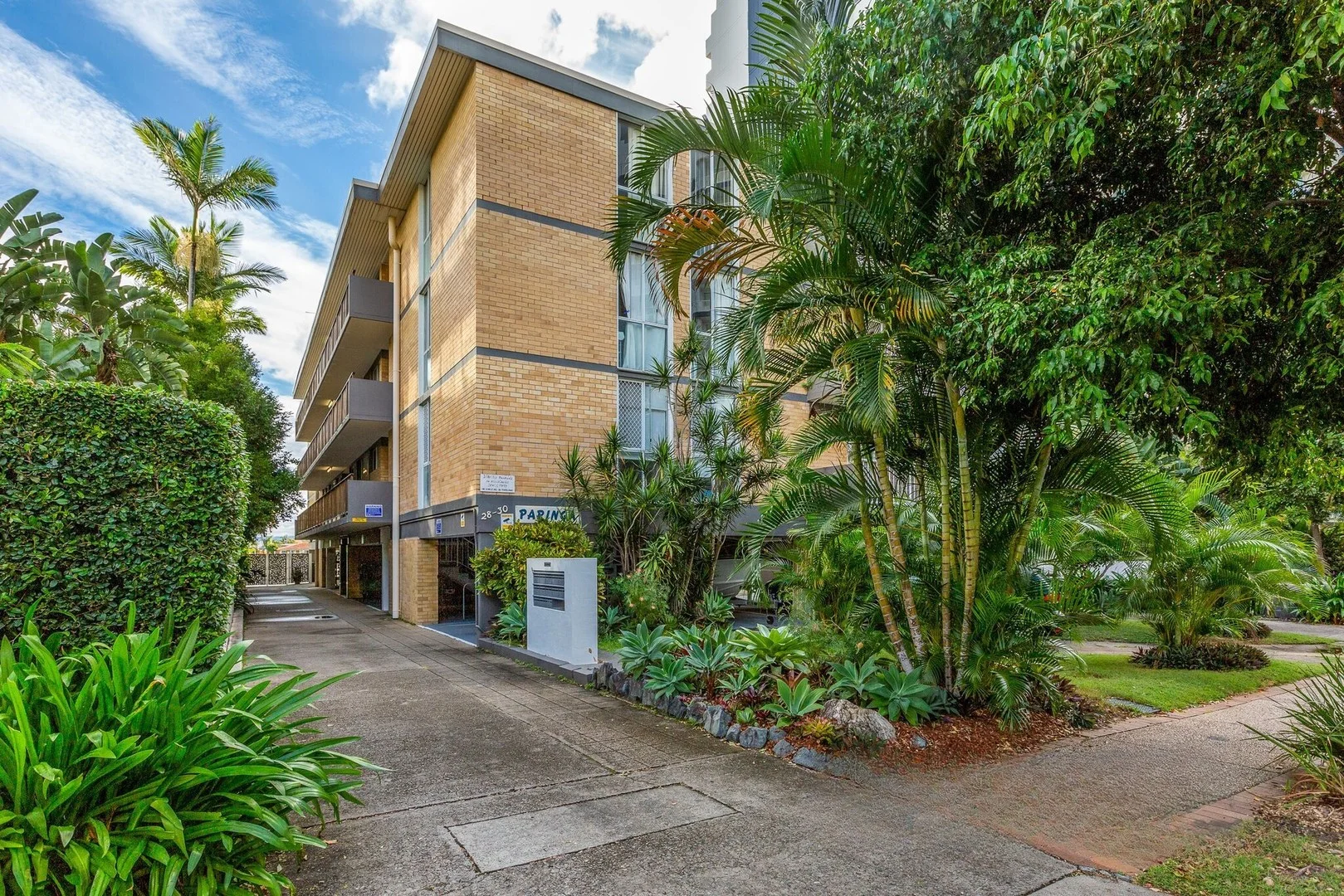 7/28 Riverview Parade, Surfers Paradise QLD 4217