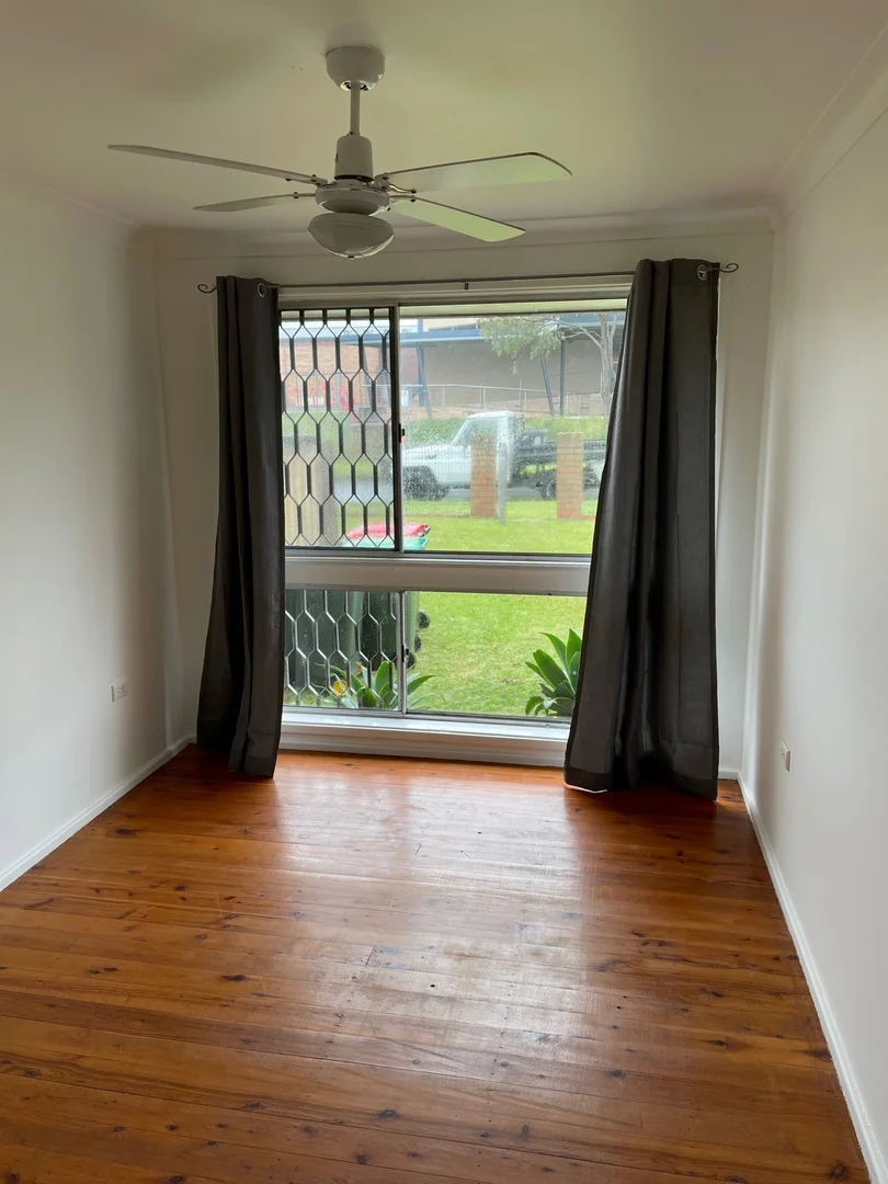 Additional image 5 of 7 Captain Cook Drive, Barrack Heights NSW 2528