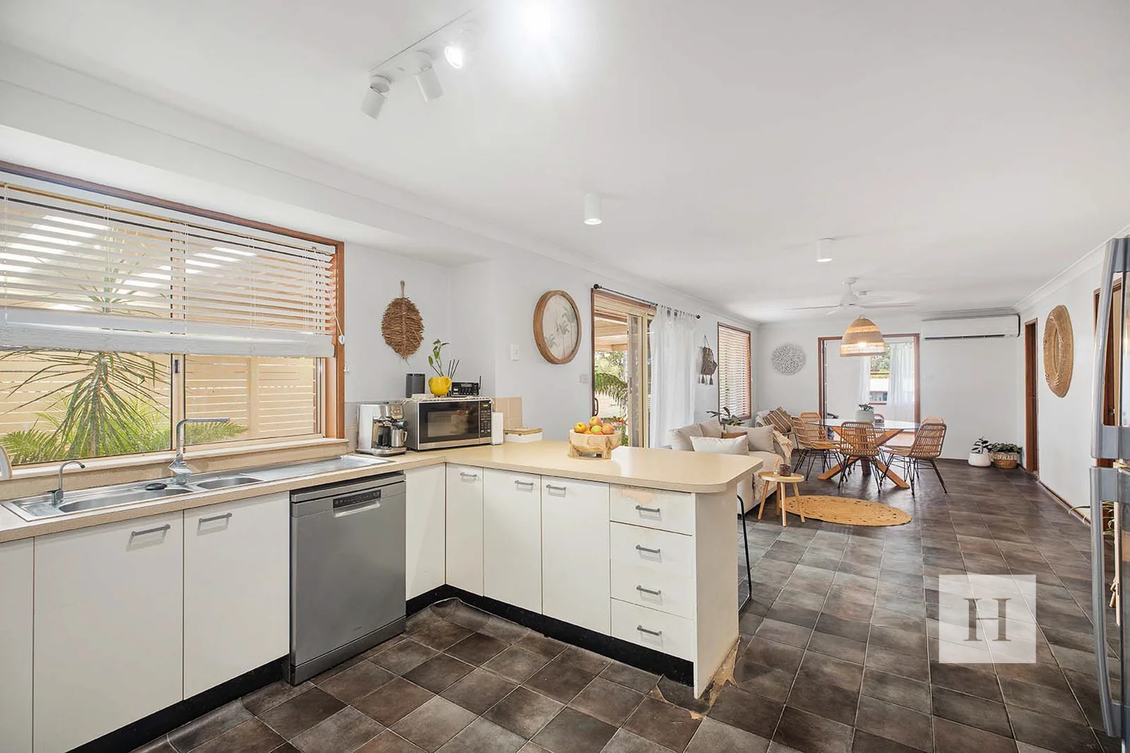 Additional image 3 of 39 Clarence St, Lake Munmorah NSW 2259