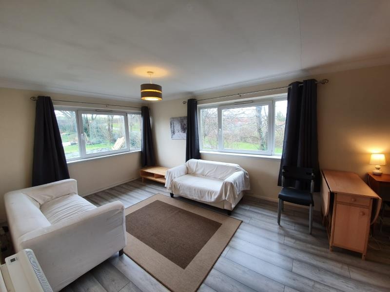 2 Bed Flat, Malcolm Close, NG3, N1 7GU