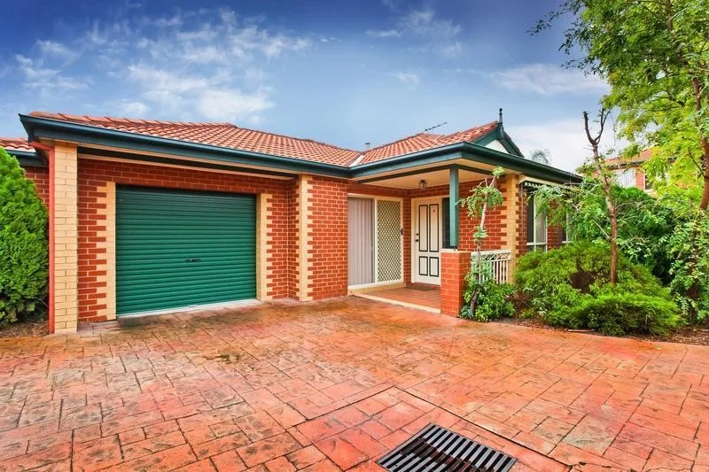 8/24 Barrymore Road, Greenvale VIC 3059