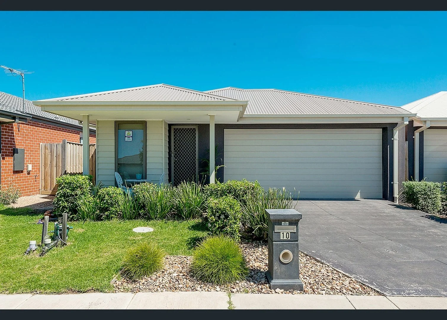 10 Straw Flower Cct, Greenvale VIC 3059