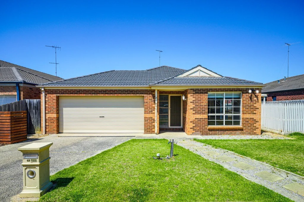 67 Daly Bvd, Highton VIC 3216