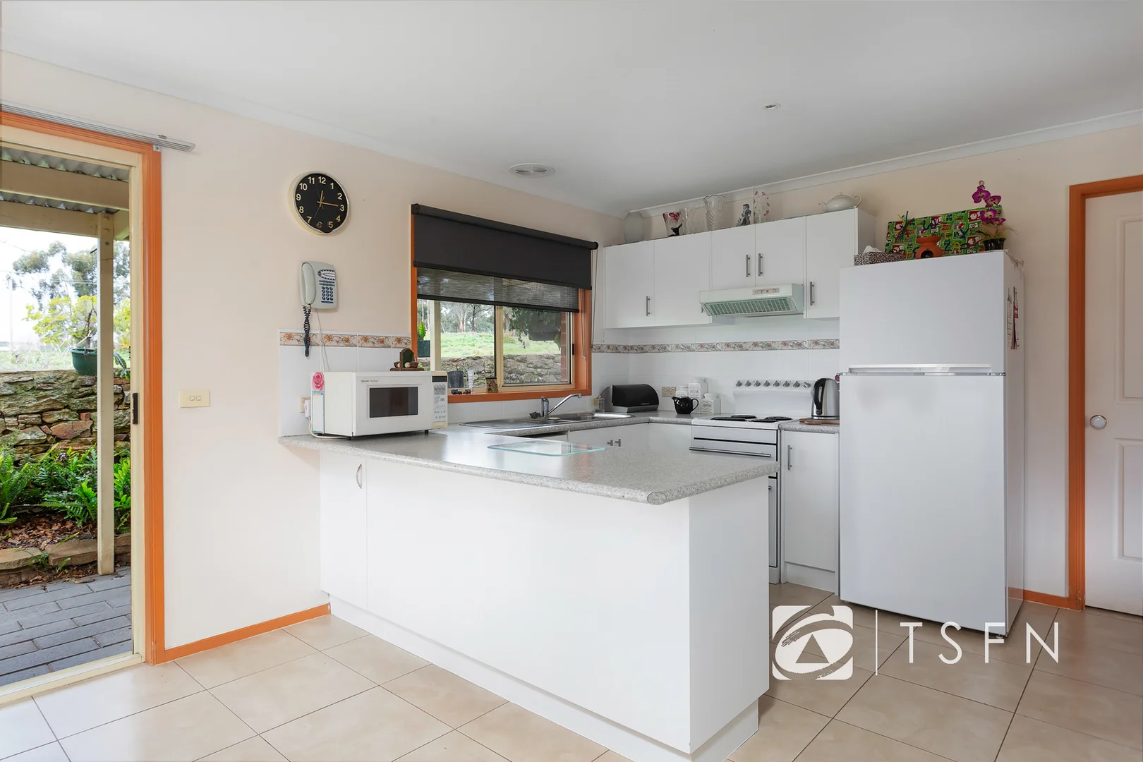 Additional image 2 of 6 Emma Place, Quarry Hill VIC 3550