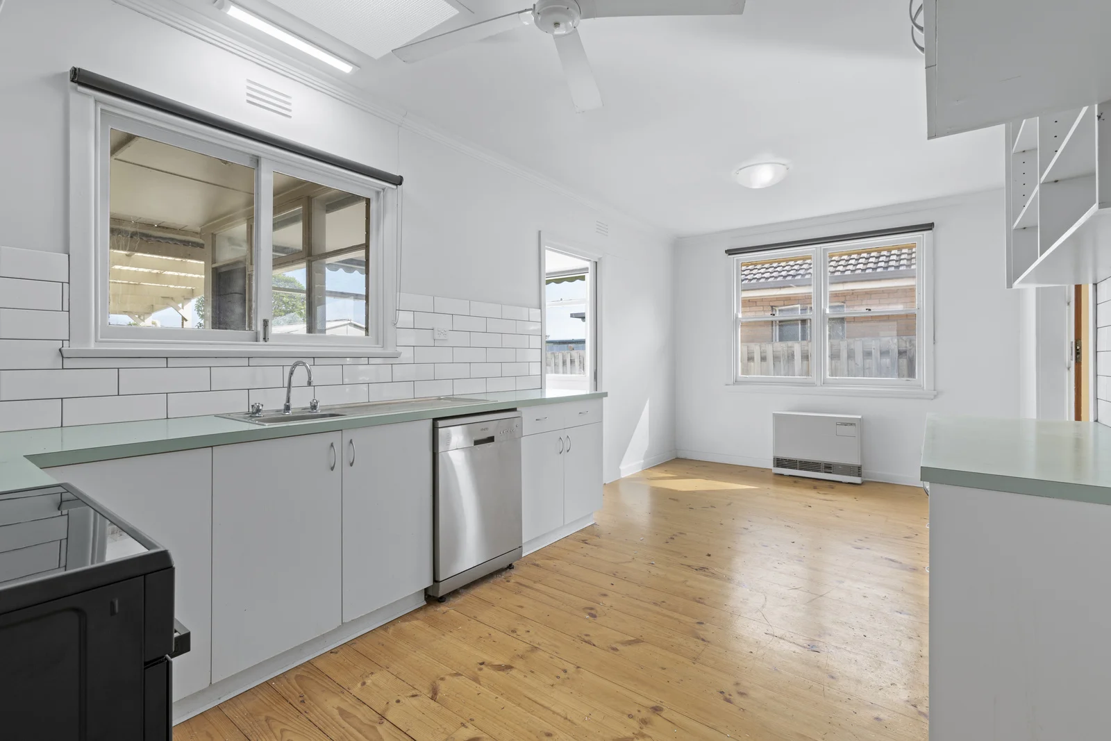 Additional image 2 of 38 Digby Avenue, Belmont VIC 3216