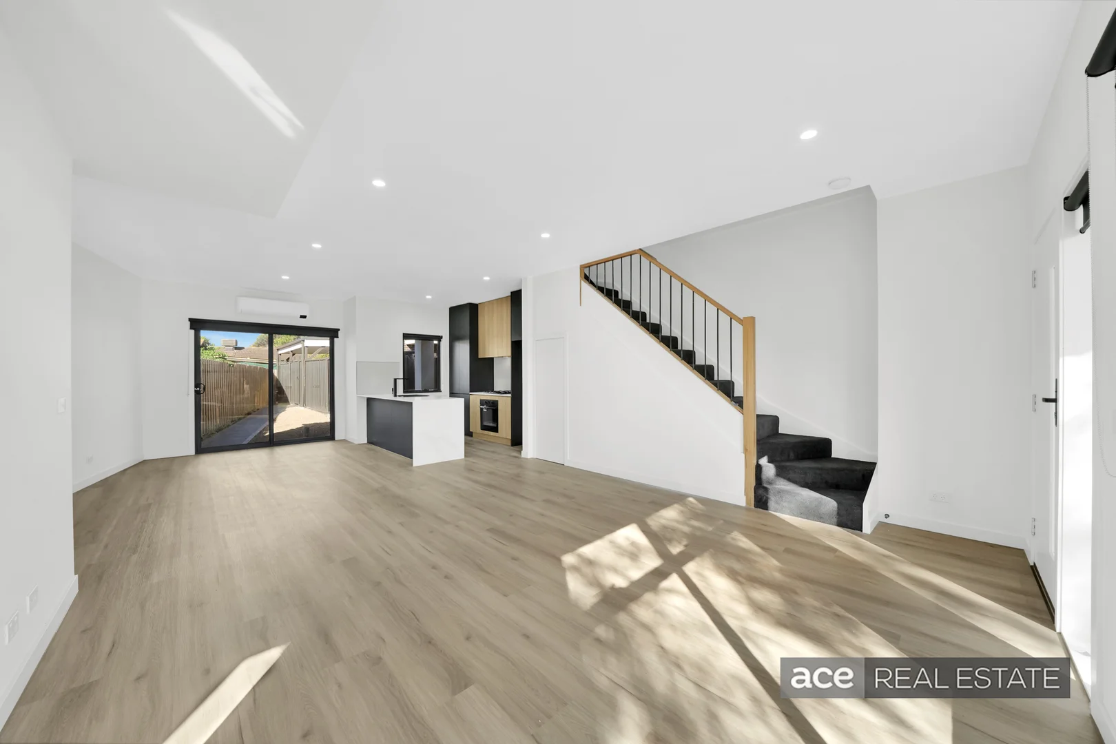 Additional image 3 of 2/6 Cliff Street, Laverton VIC 3028