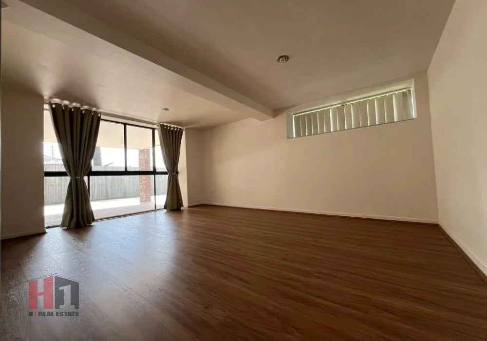 Additional image 10 of B/127 Lang Street, Sunnybank Hills QLD 4109