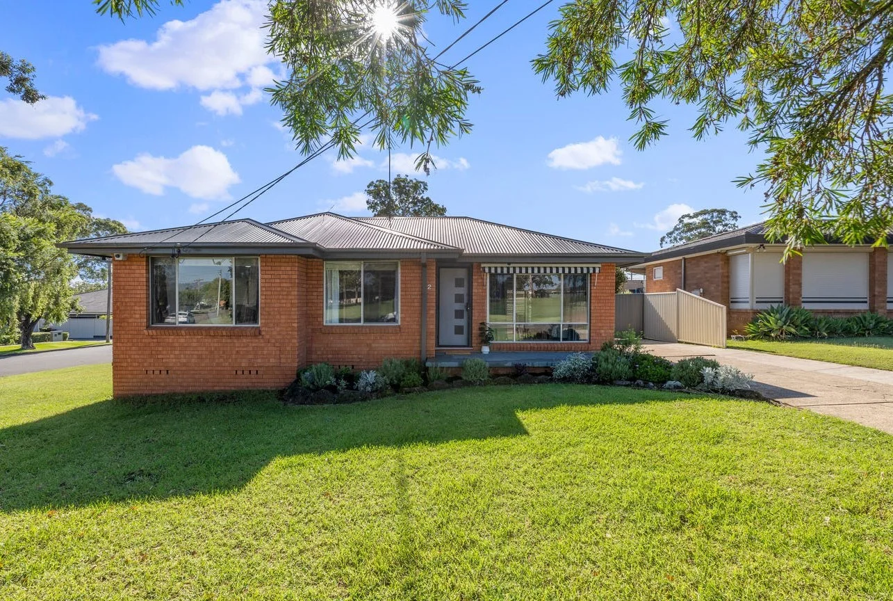 2 Robyn Ave, South Penrith NSW 2750