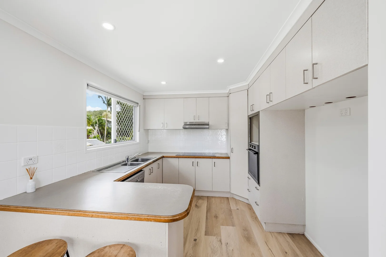 Additional image 4 of 7 Crest Avenue, Boyne Island QLD 4680