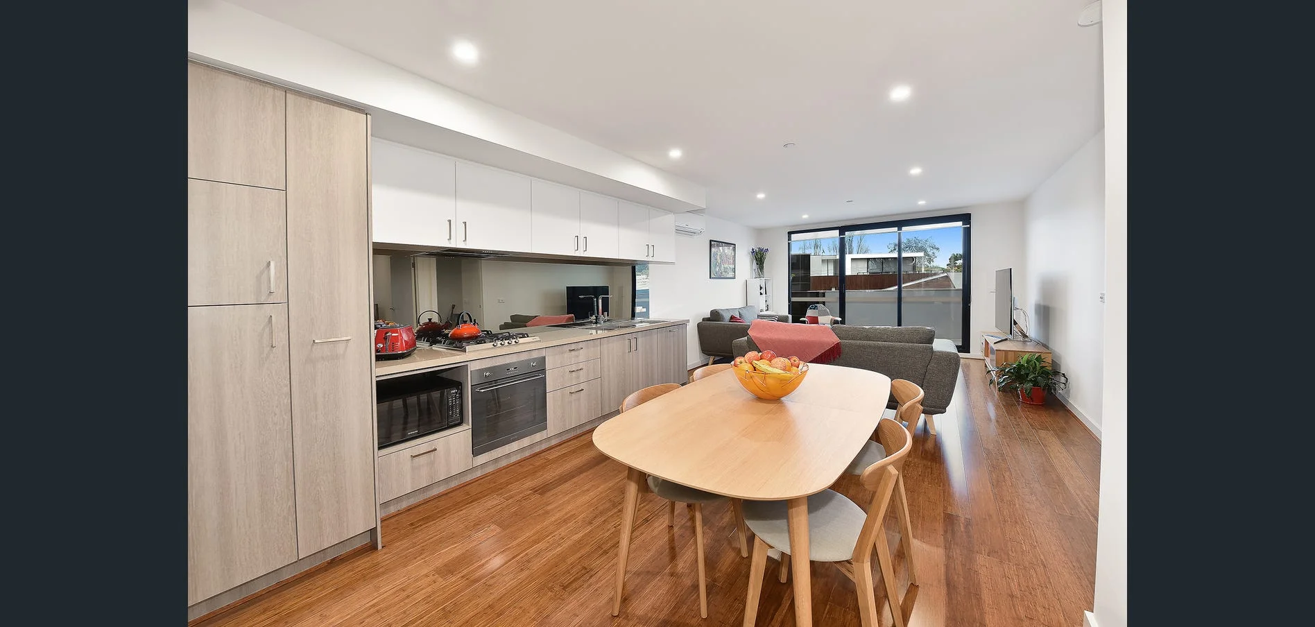 201/314 Pascoe Vale Road, Essendon VIC 3040