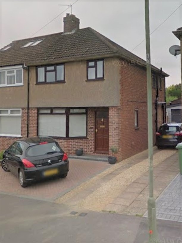3 Bed Semi-Detached House, Bagley Close, OX1, N1 7GU