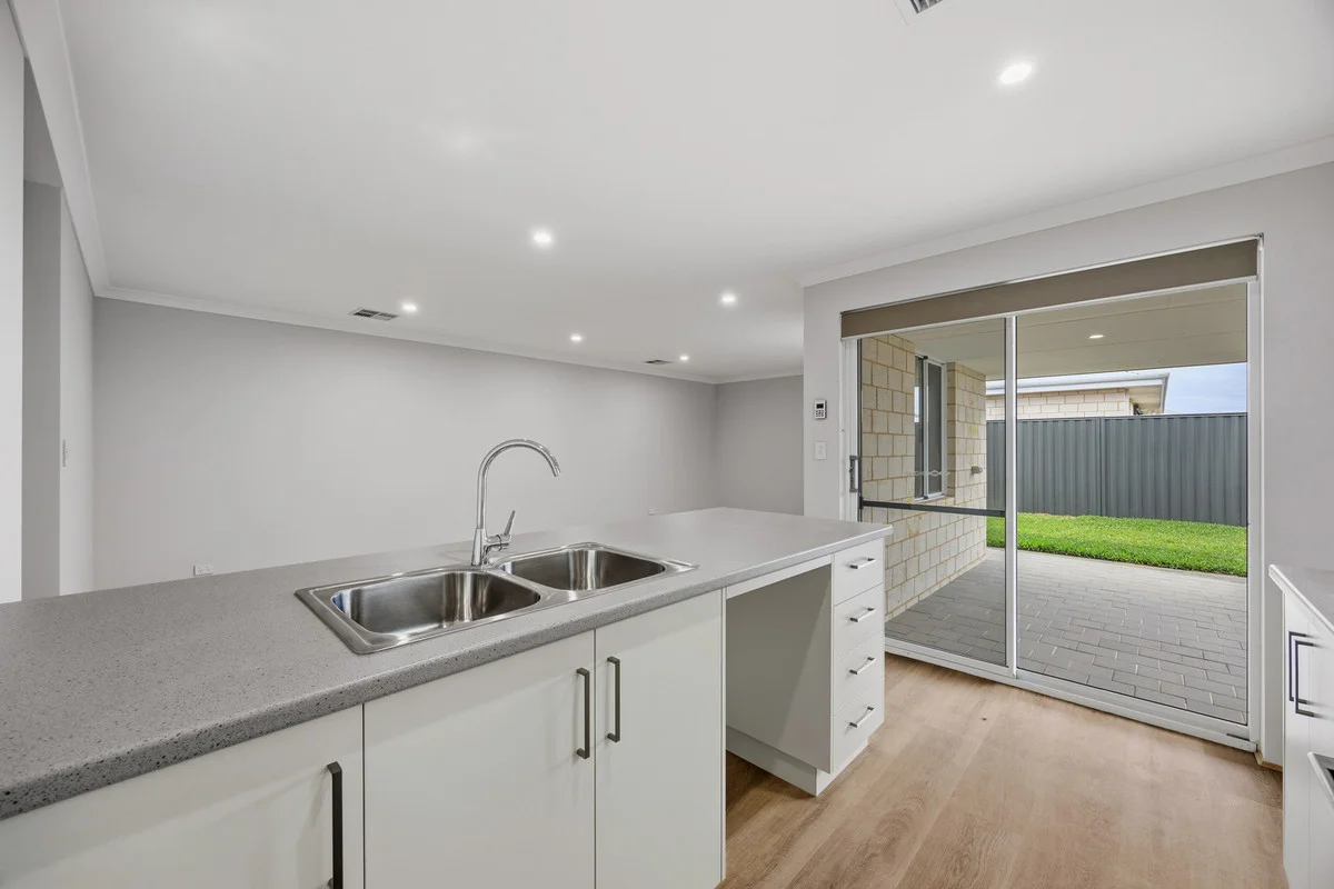 Additional image 7 of 6A Oxbow Rise, Wellard WA 6170