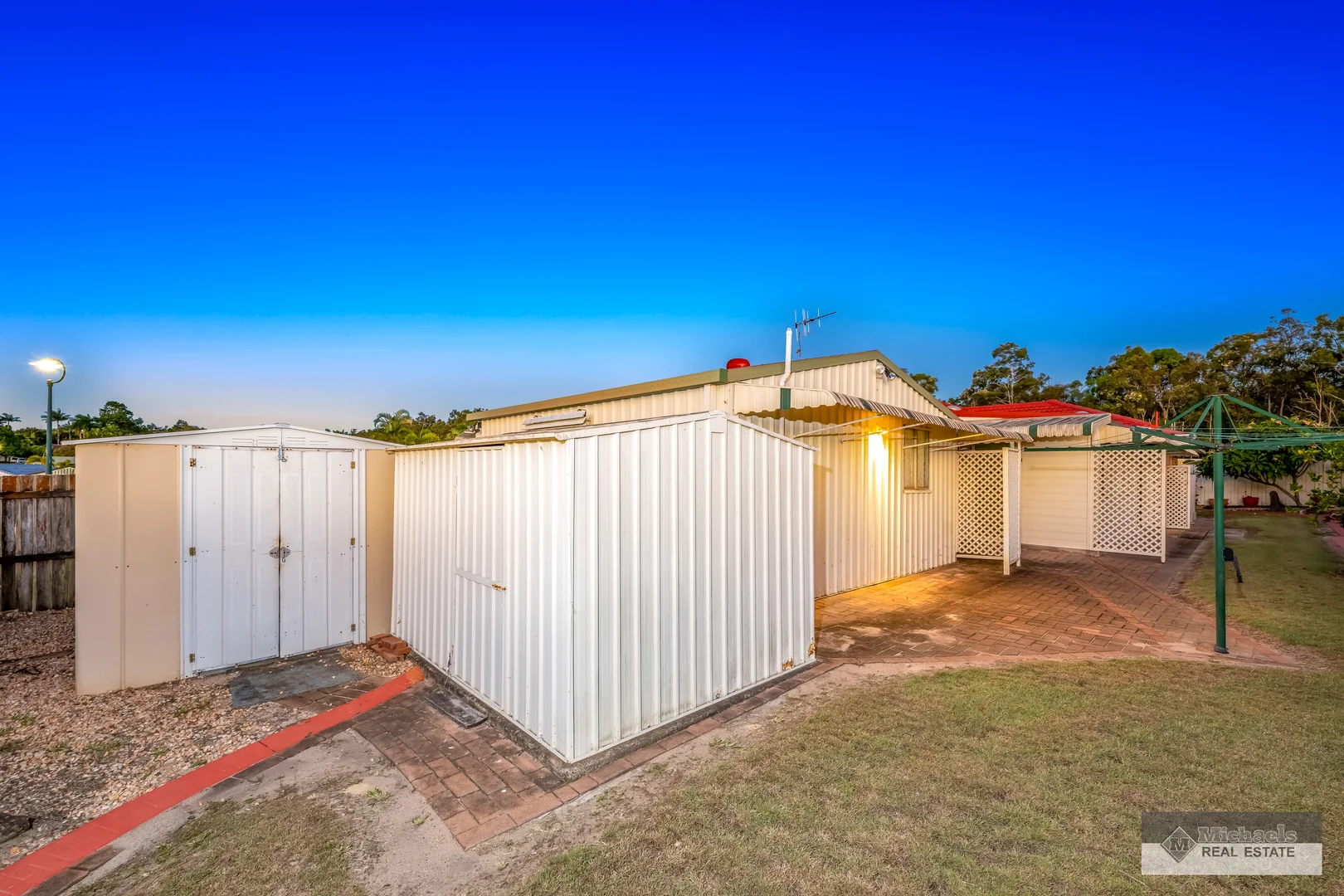 Additional image 11 of 2 Banks Street, Avoca QLD 4670
