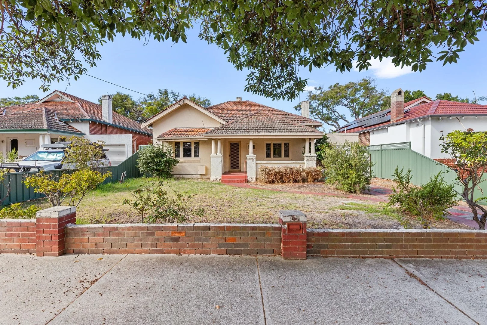 166 Tenth Avenue, Inglewood WA 6052