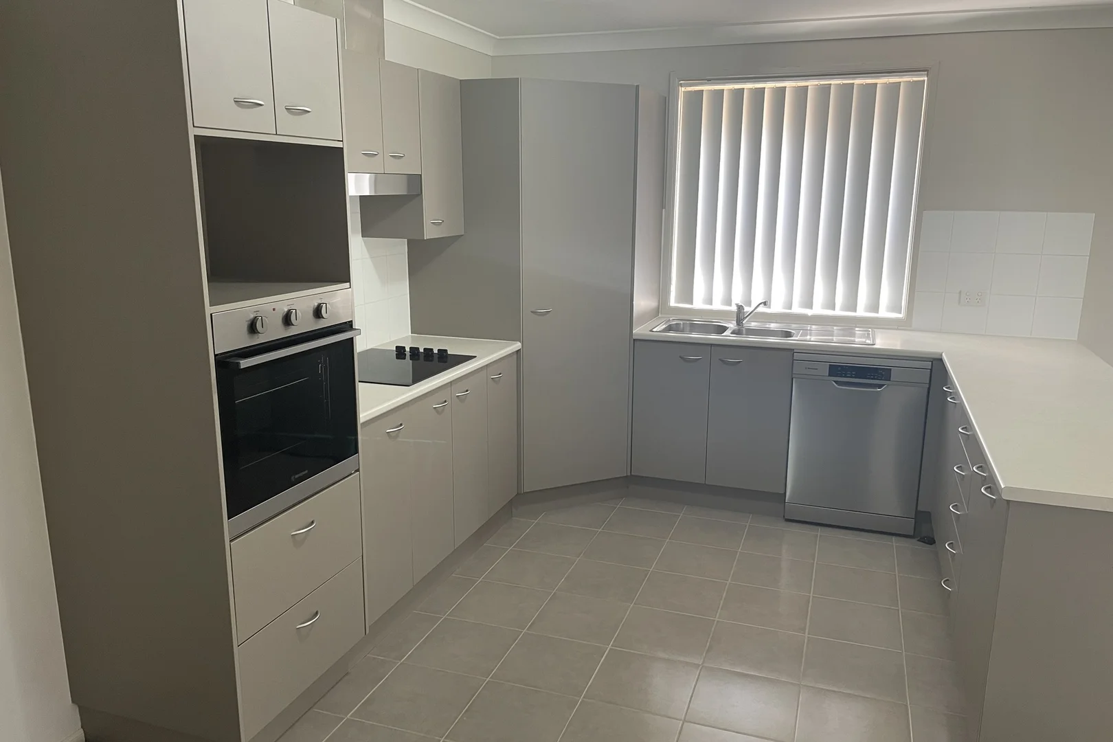 Additional image 3 of 222 Denton Park Drive, Aberglasslyn NSW 2320