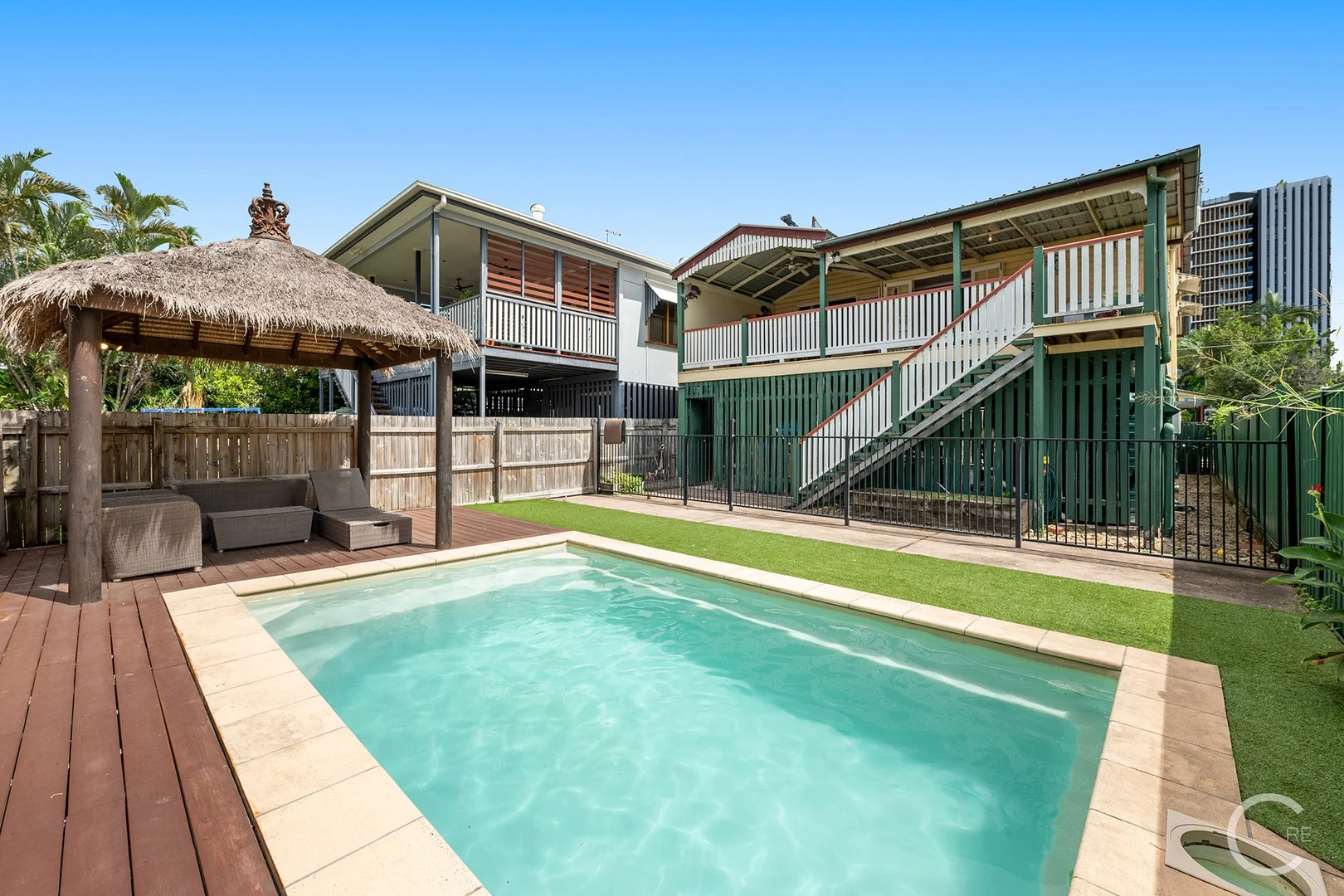 2 Flower St, Woolloongabba QLD 4102