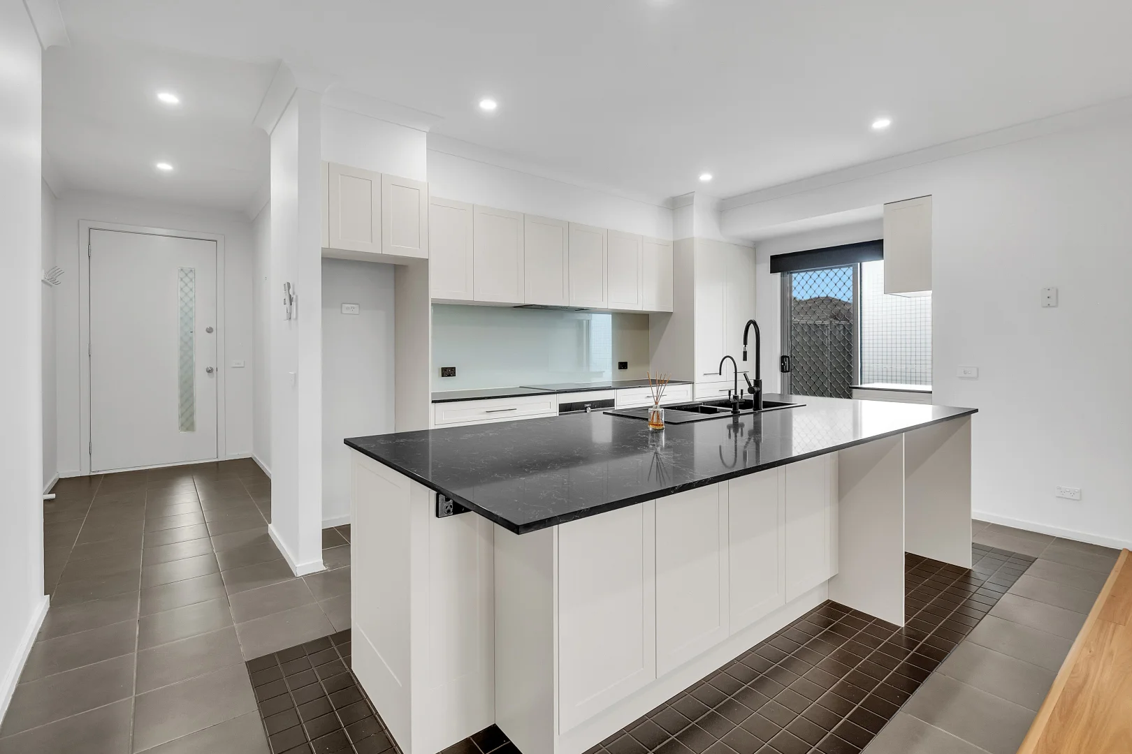 Additional image 2 of 36 Girraween Crescent, Craigieburn VIC 3064