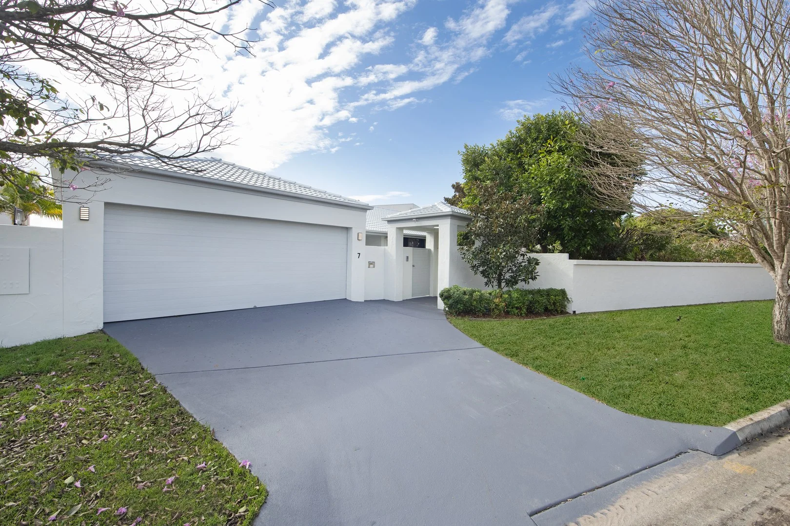 7 Saywell Street, Bundall QLD 4217