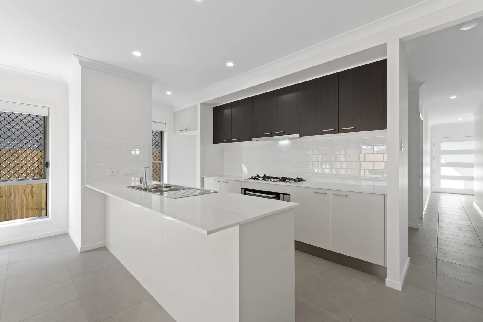 Additional image 2 of 93 Lakeview Prom, Newport QLD 4020