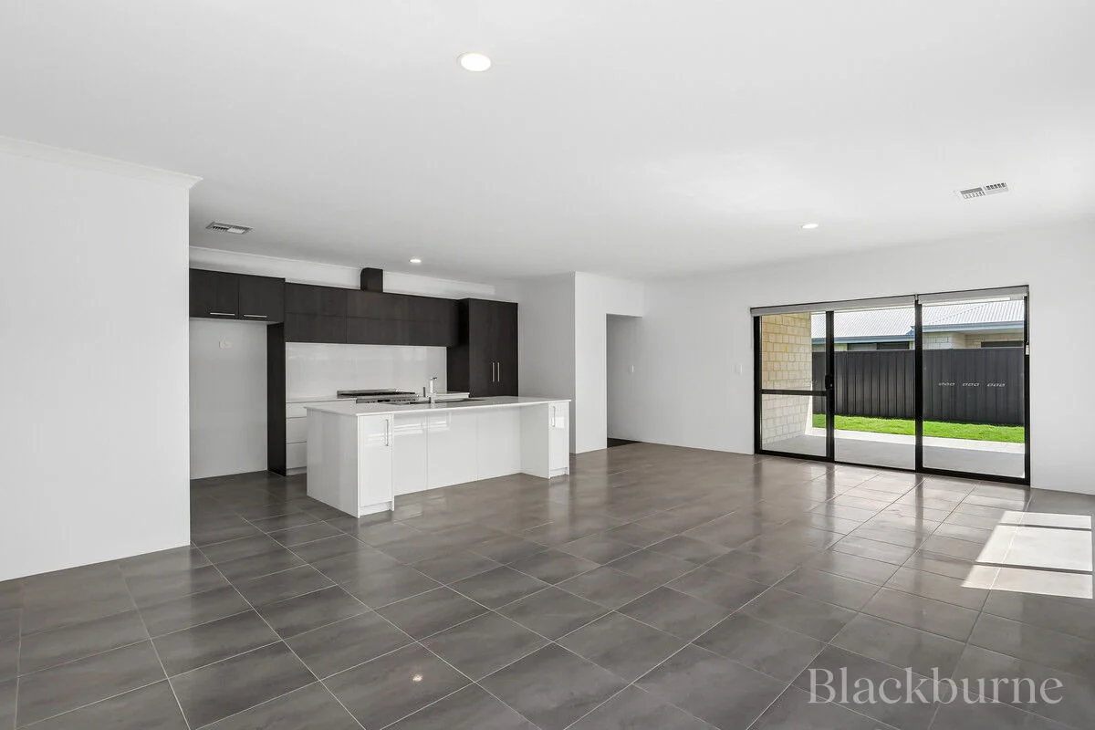 10 Agate Way, Henley Brook WA 6055