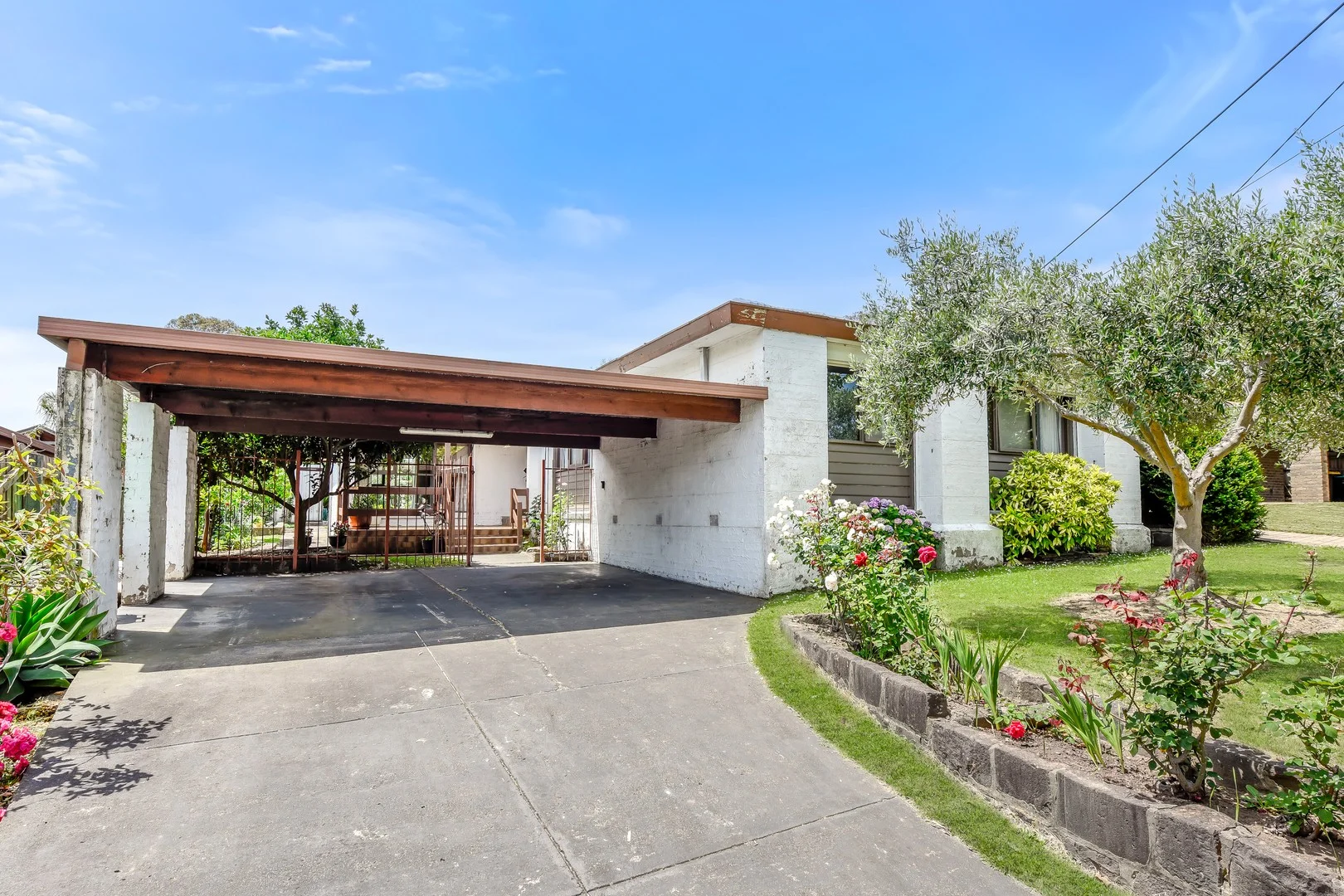 61 Weeden Drive, Vermont South VIC 3133