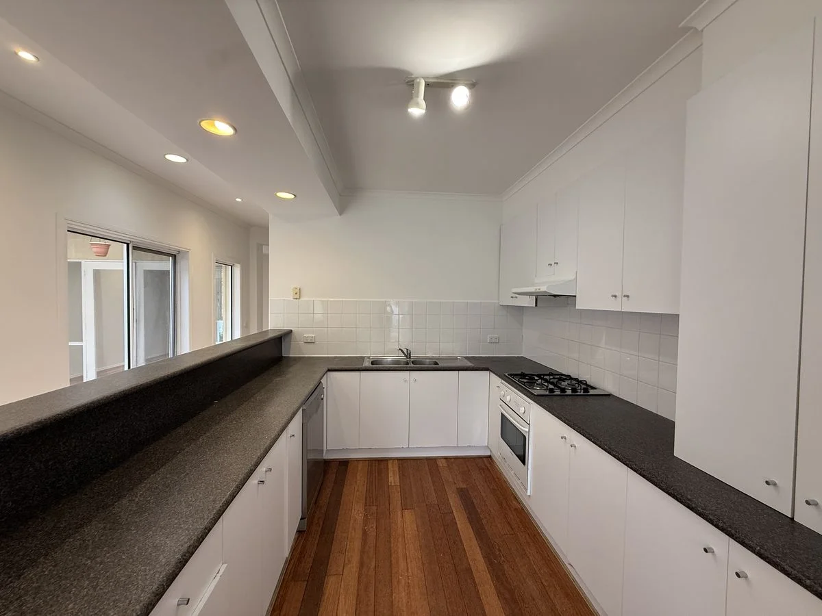 15 Waterford Avenue, Maribyrnong VIC 3032