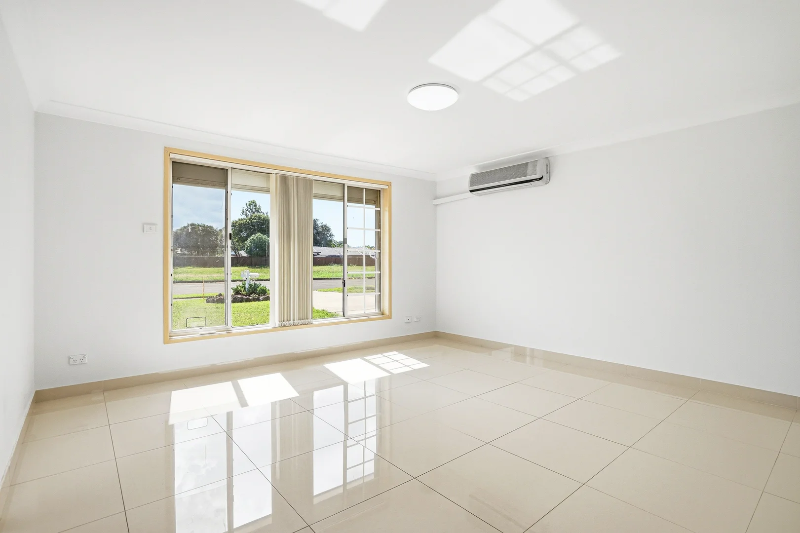 Additional image 2 of 24A Stromlo Street, Bossley Park NSW 2176