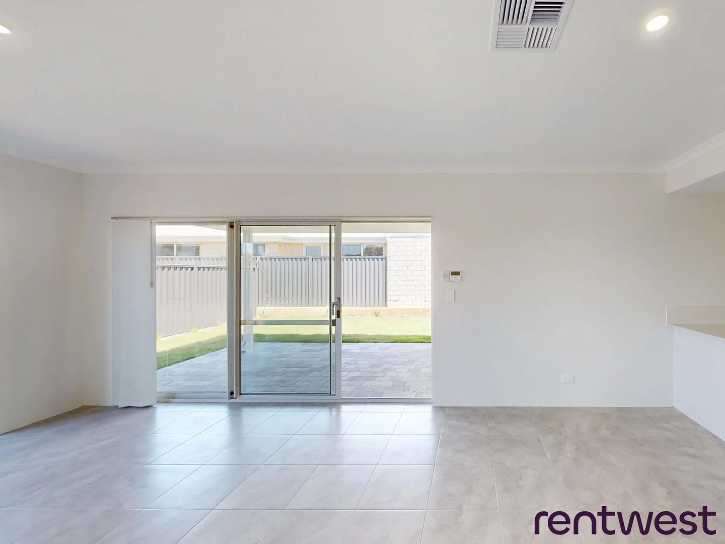 Additional image 4 of 33 Coronado Way, Madora Bay WA 6210