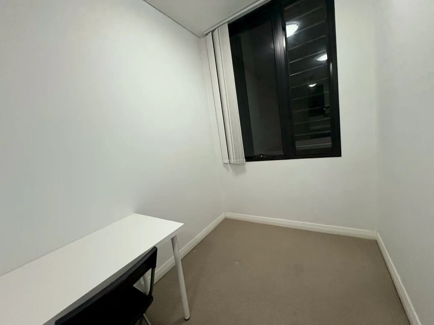 WeChat: KRL119 L1/ 99-101 Dalmeny Ave, Rosebery NSW 2018 photo 4