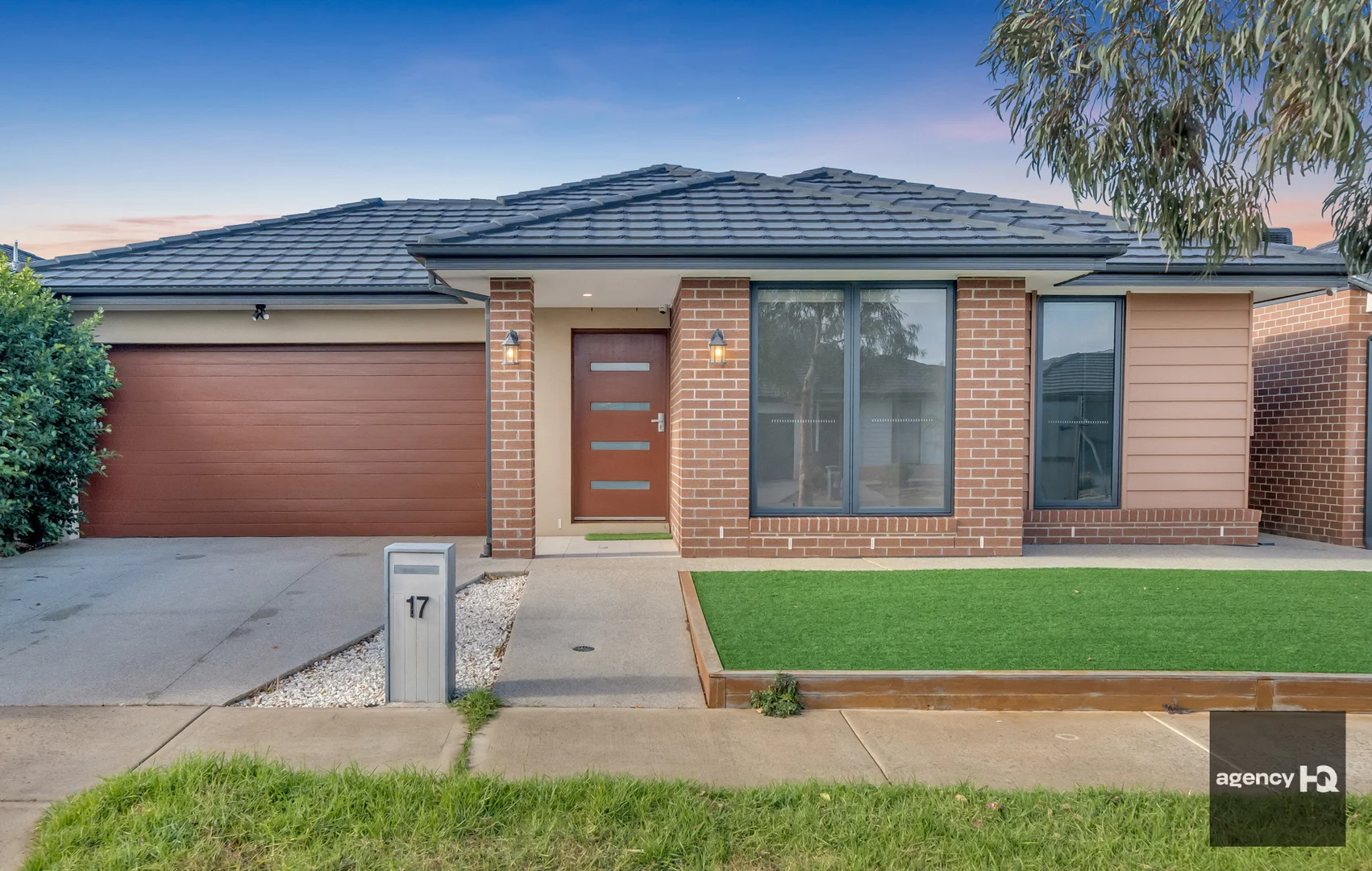 17 Ricotta Road, Manor Lakes VIC 3024 photo 2