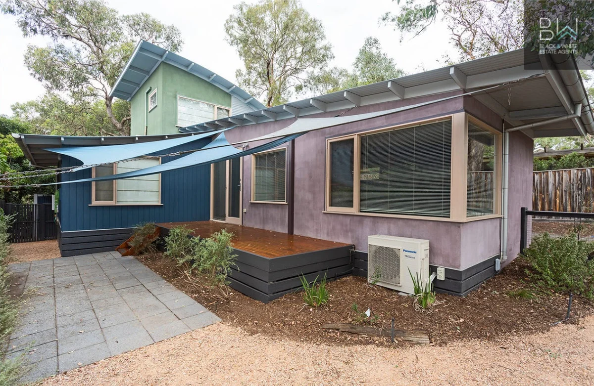 1/142 Grand Boulevard, Montmorency VIC 3094