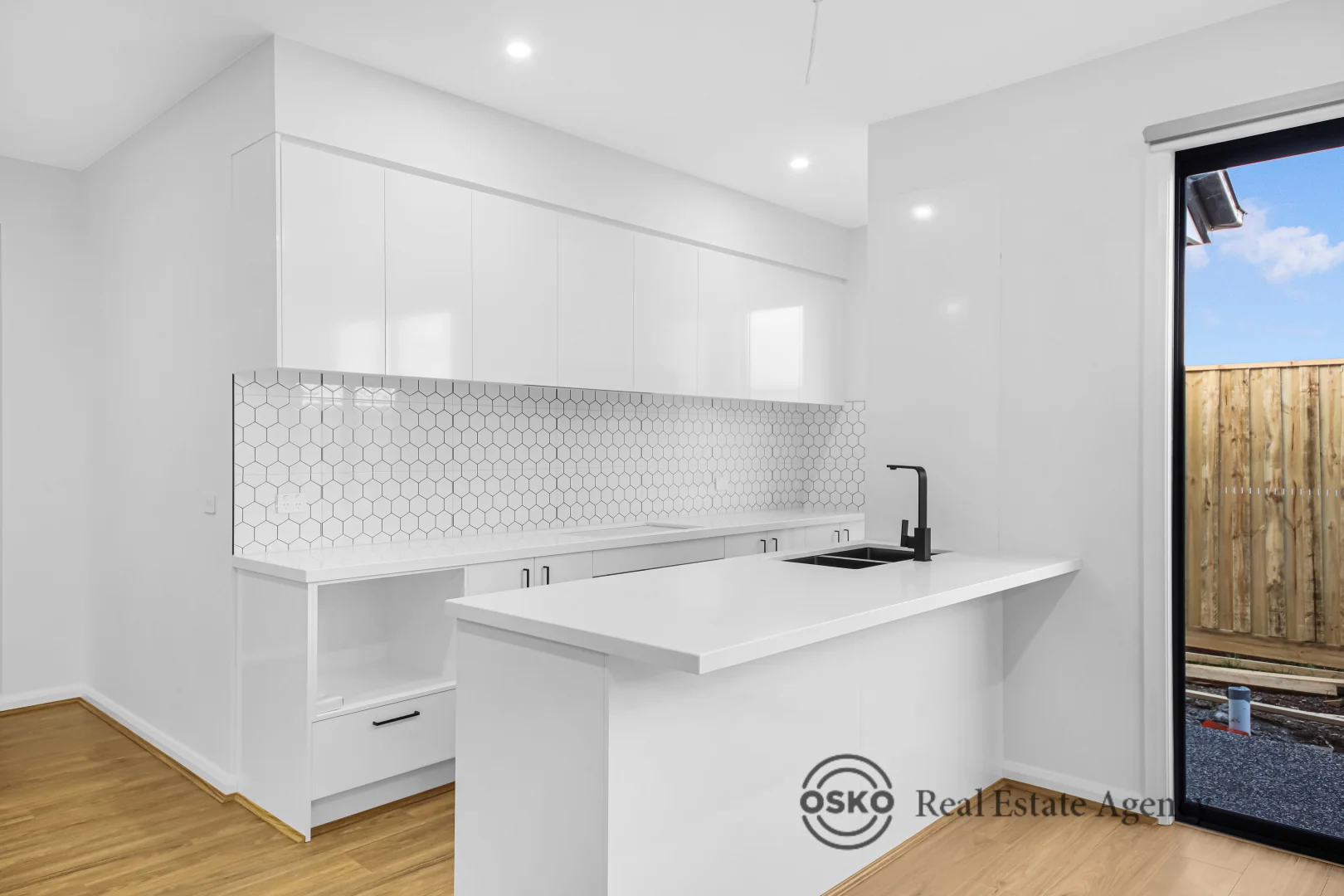 Additional image 5 of 1 Carlby Road, Fraser Rise VIC 3336