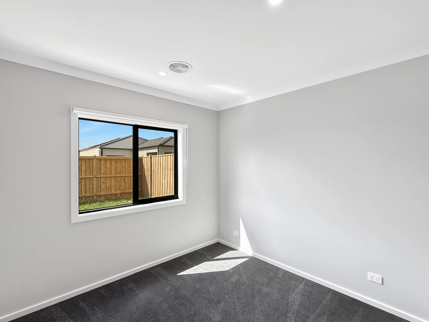 Additional image 6 of 27 Camelon Avenue, Thornhill Park VIC 3335