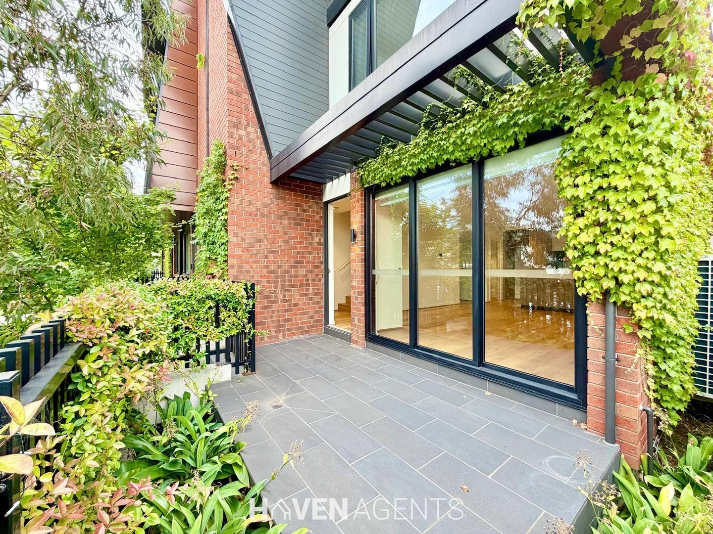 68 Bent Street, McKinnon VIC 3204 photo 4