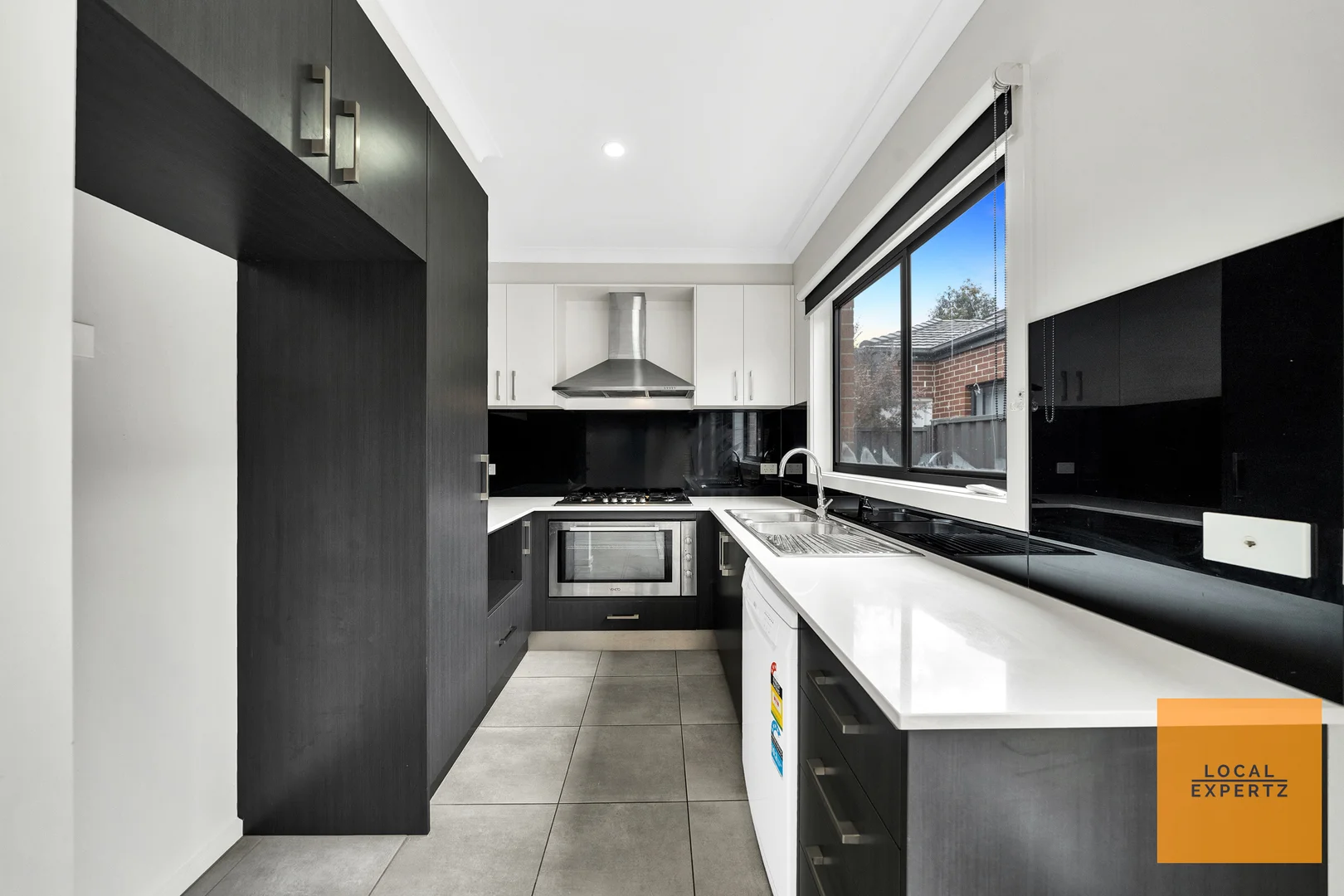 Additional image 4 of 32 Hartland Rise, Cobblebank VIC 3338