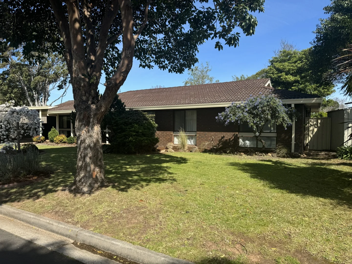 2 Elizabeth Ct, Sale VIC 3850