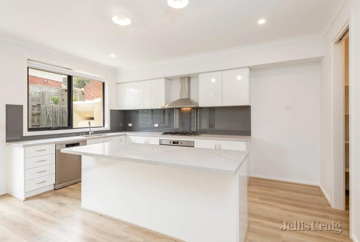 2/322 Highbury Road, Mount Waverley VIC 3149