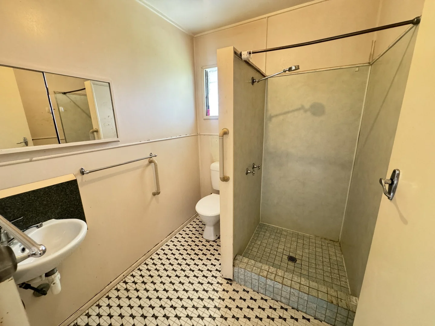 Additional image 12 of 2/10A Don Street, Bowen QLD 4805