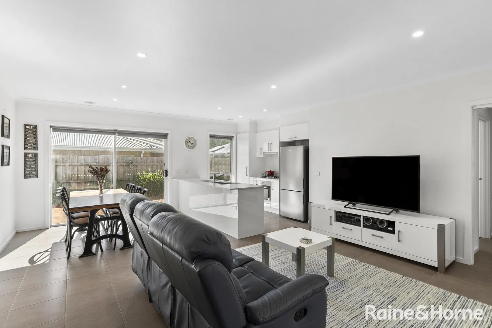 Additional image 3 of 2/27 Mahoneys Road, Riddells Creek VIC 3431