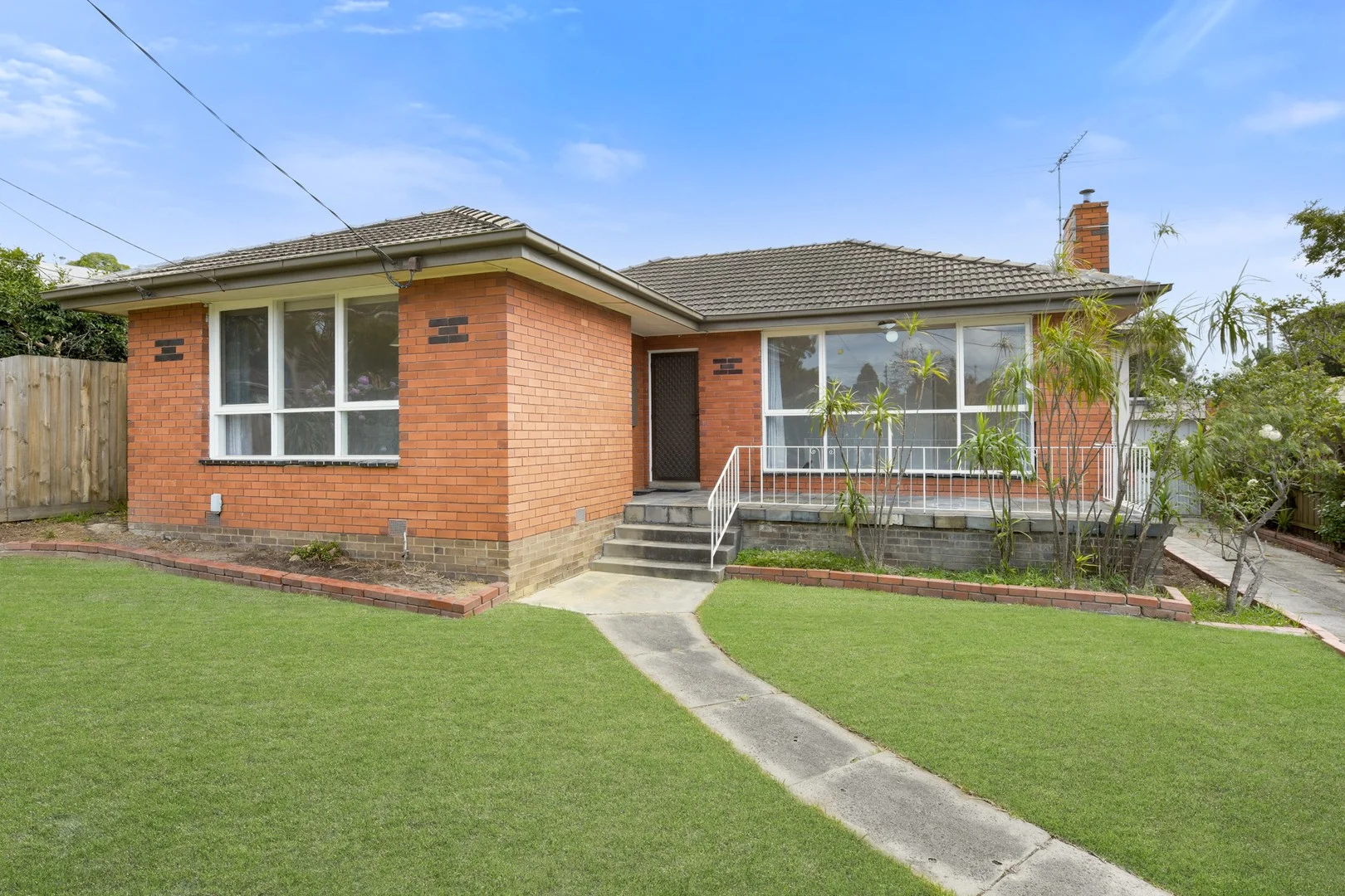 14 Poole Street, Burwood VIC 3125