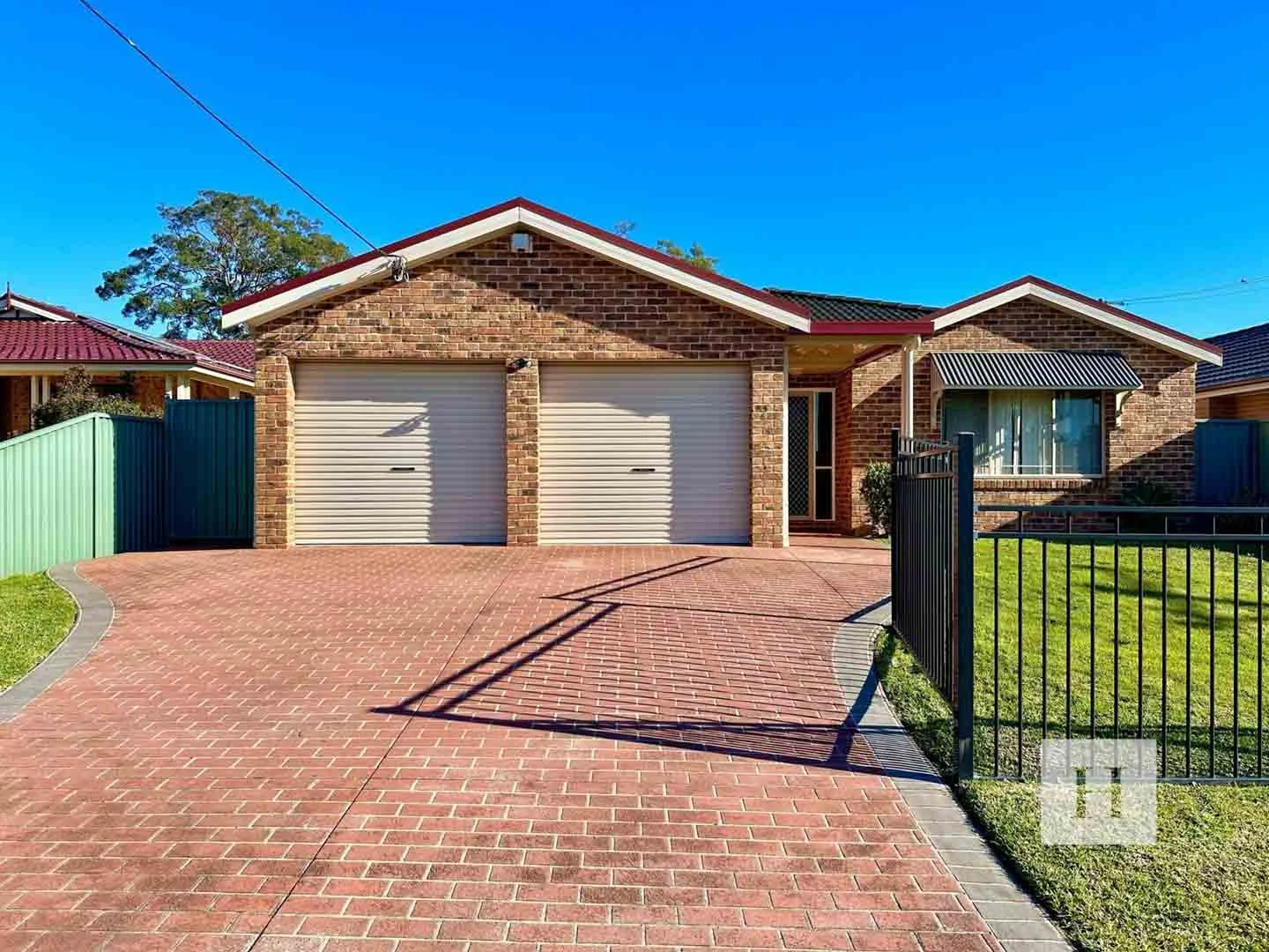 24 Delia Ave, Budgewoi NSW 2262
